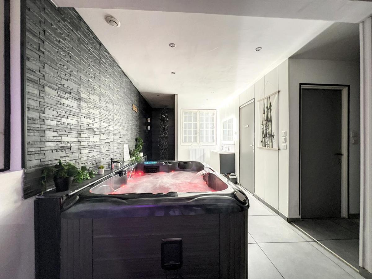 Dream Loft Jacuzzi - Sauna بريست المظهر الخارجي الصورة
