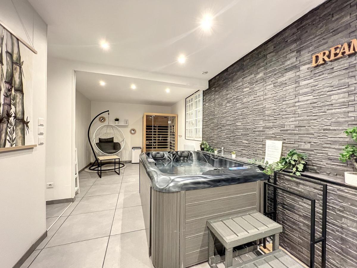 Dream Loft Jacuzzi - Sauna بريست المظهر الخارجي الصورة